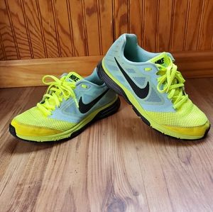 Nike Zoom Fly Womens Size 7